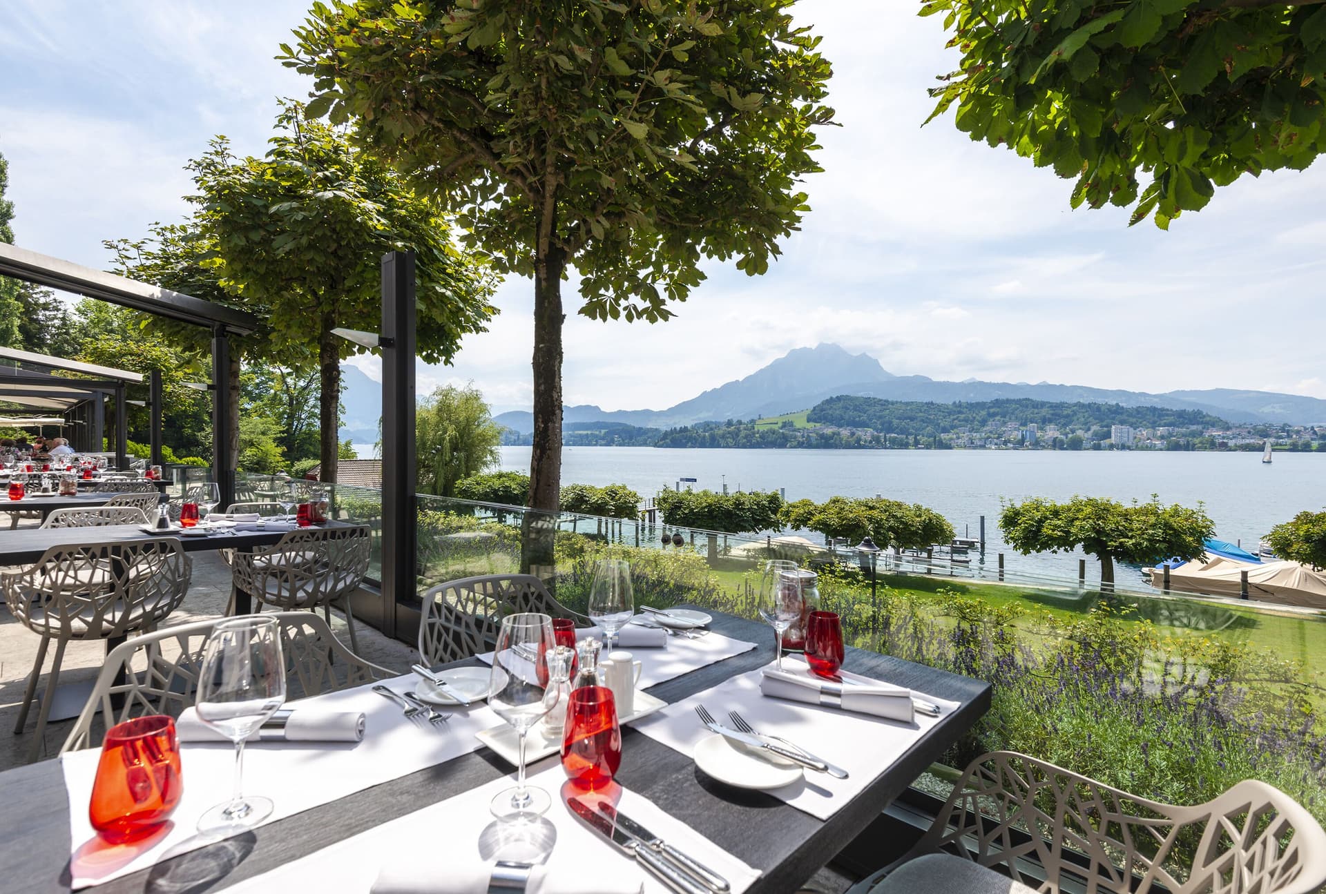 HERMITAGE Lake Lucerne — Beach Club & Lifestyle Hotel