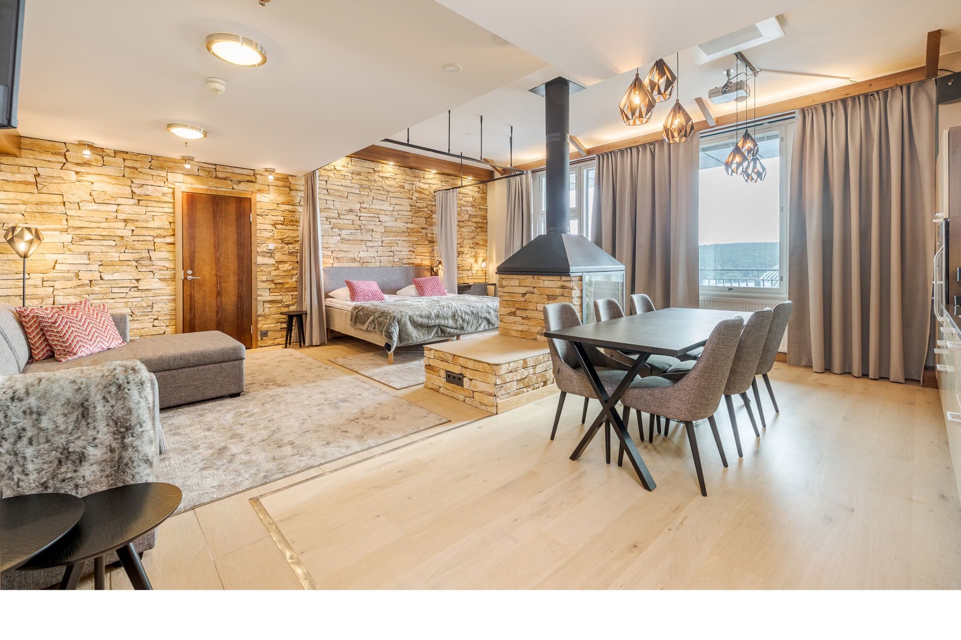 Santa's Hotel Santa Claus