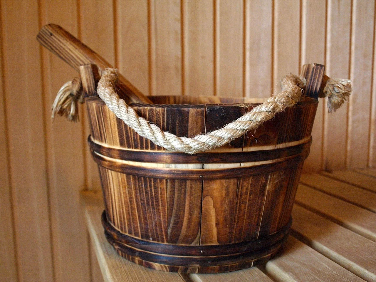 Sauna vor oder nach dem Kaltbad? Die Reihenfolge ist wichtiger als Sie denken